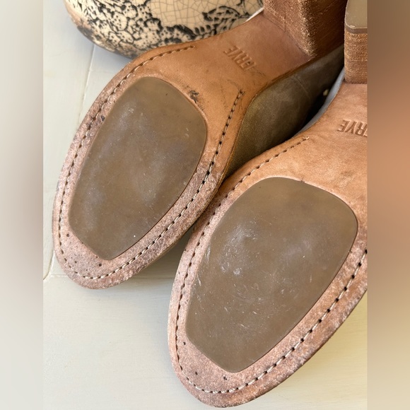 FRYE Naomi Pickstitch Shootie Ankle Boot 8.5 M - Picture 7 of 15